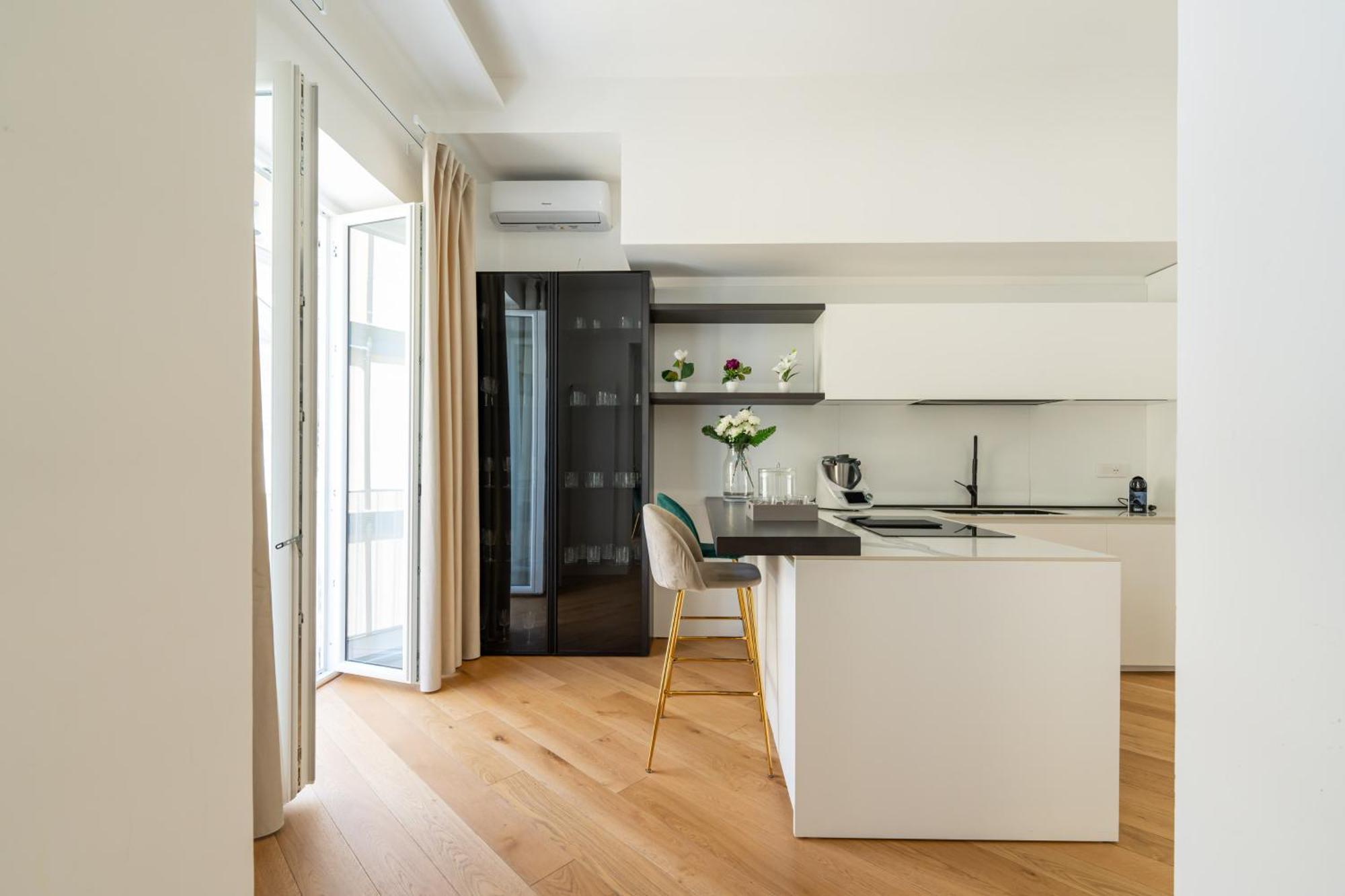 Aristocrat Chiaia Bridge Apartment Napoli Ngoại thất bức ảnh