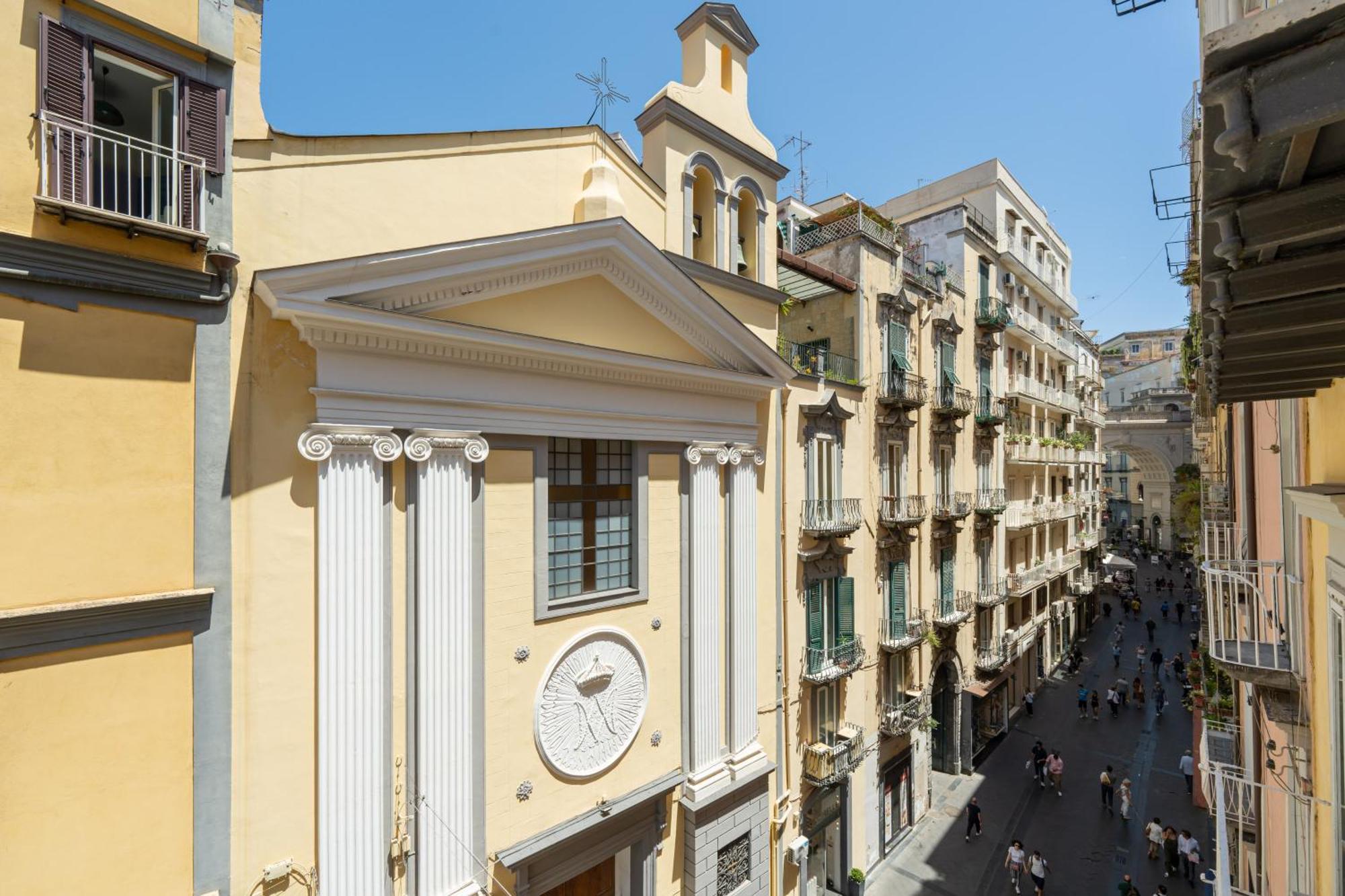 Aristocrat Chiaia Bridge Apartment Napoli Ngoại thất bức ảnh