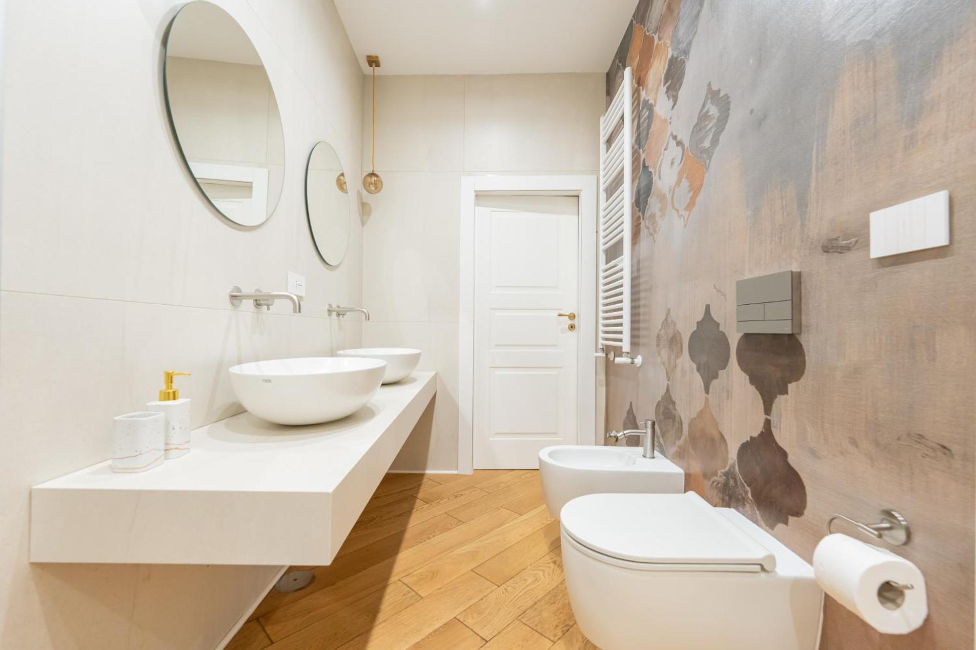 Aristocrat Chiaia Bridge Apartment Napoli Ngoại thất bức ảnh