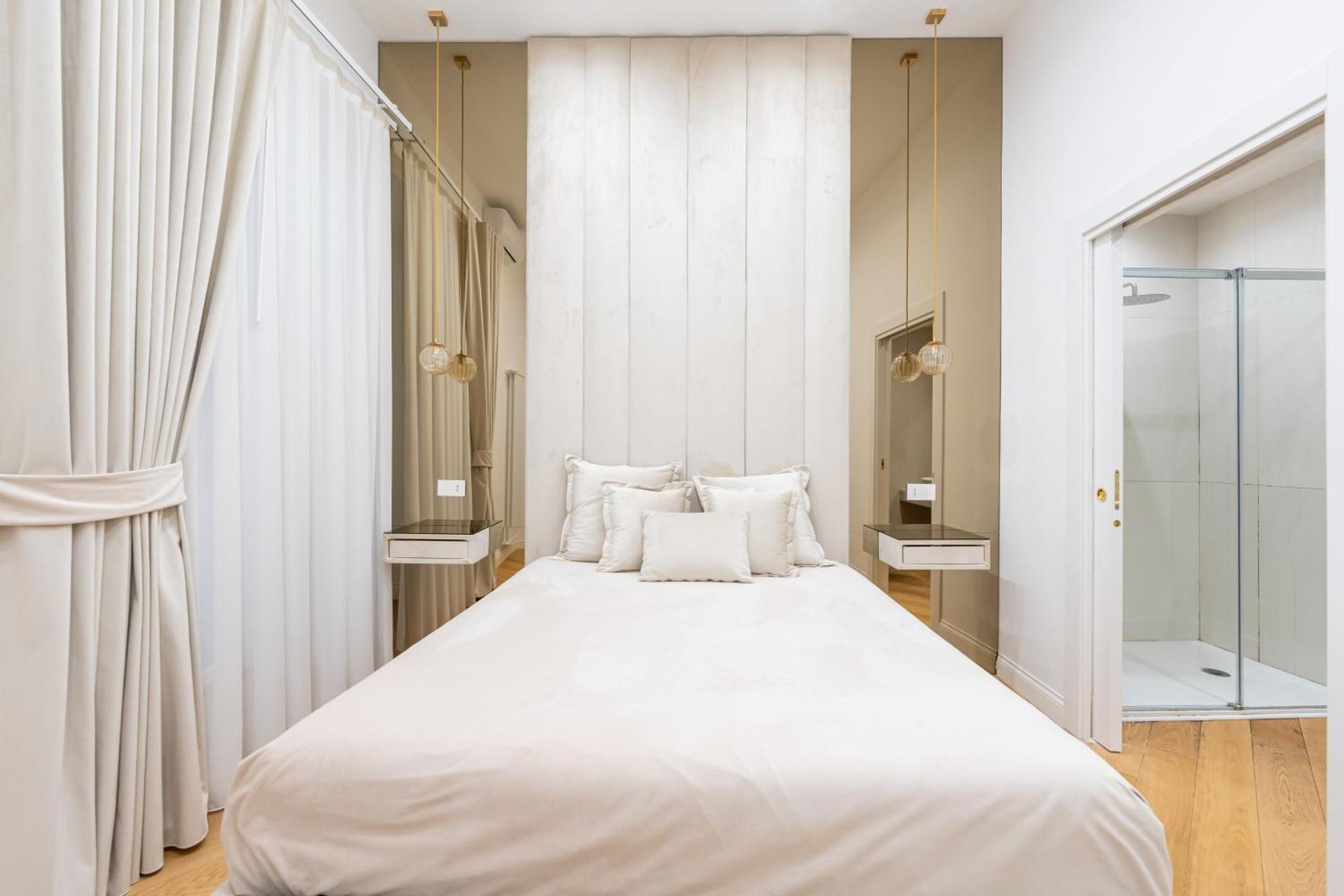 Aristocrat Chiaia Bridge Apartment Napoli Ngoại thất bức ảnh